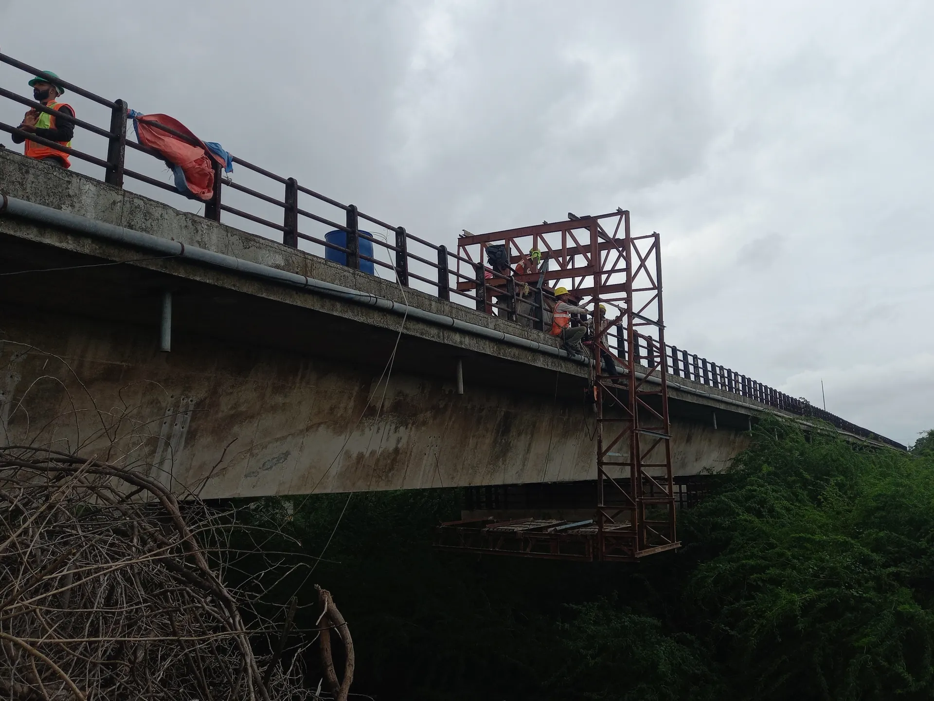 Bridge Strengthening & Jacketing – Upleta, Gujarat – site photograph